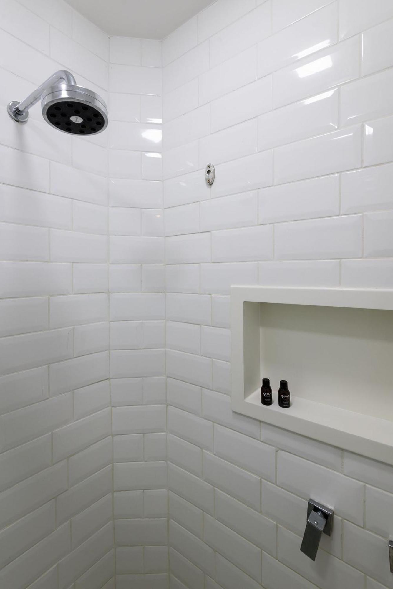Apartamento Em Copacabana A 500m Da | Bl 162/703 *