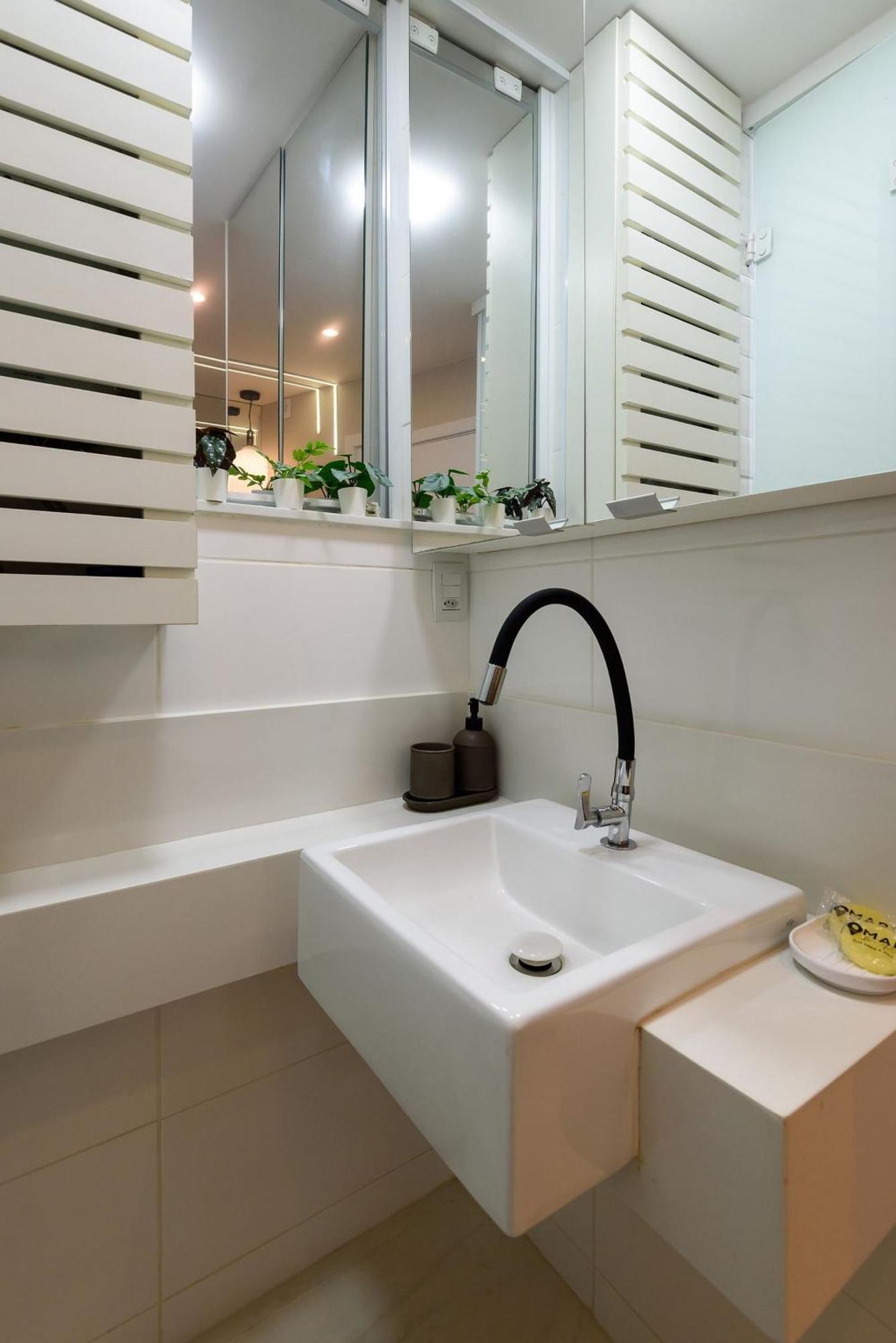 Em Copacabana A 500m Da | Bl 162/703 Apartamento
