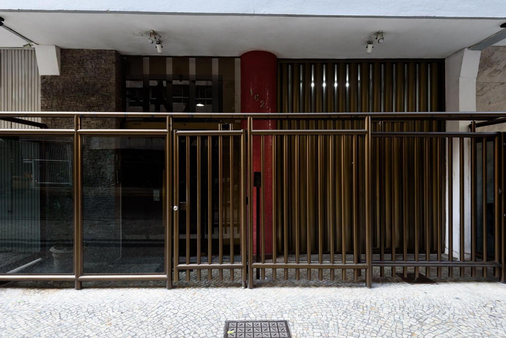 Apartamento Em Copacabana A 500m Da | Bl 162/703 *